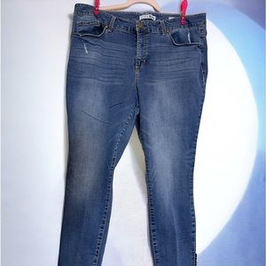 🖤 CODE BLEU denim jeans 20 w🥰